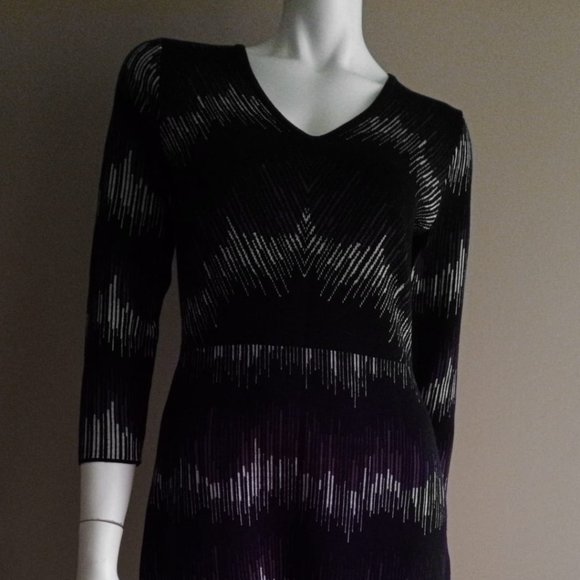 Dress - Picture 1 of 2